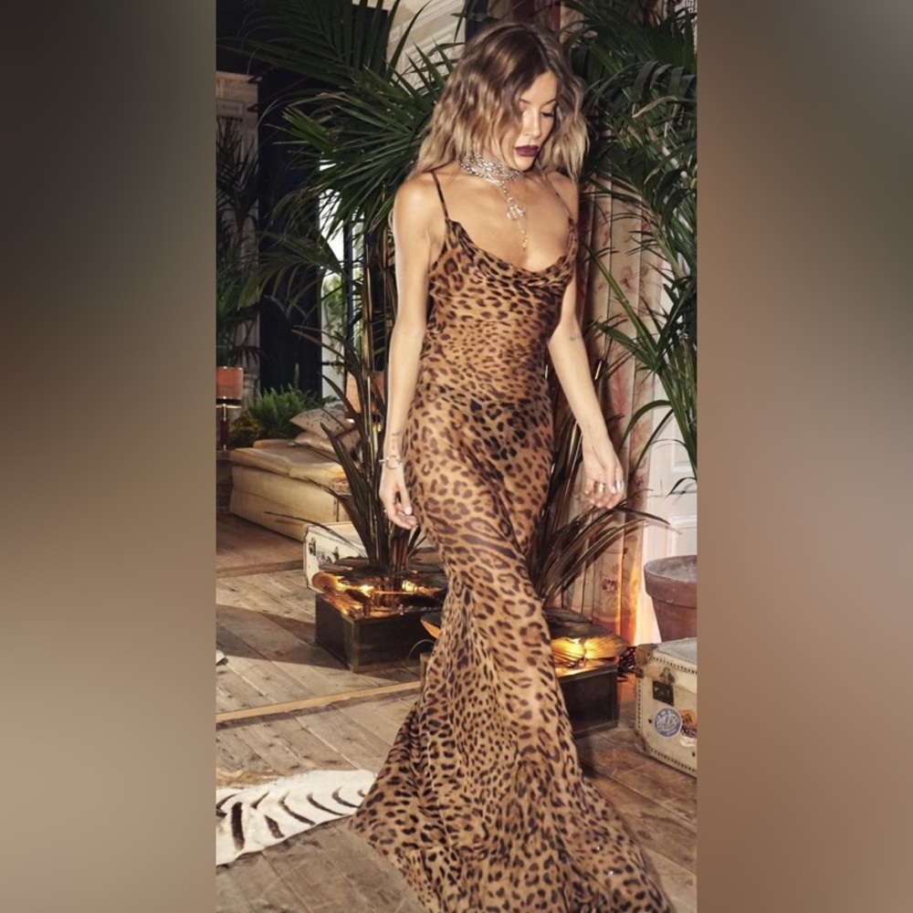 Rat and Boa leaped dress